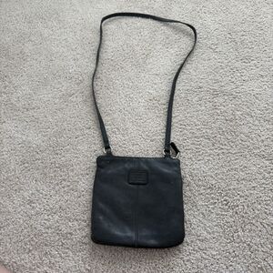 FOSSIL Black Crossbody Leather Purse Y2K Minimalist Classic Old Money